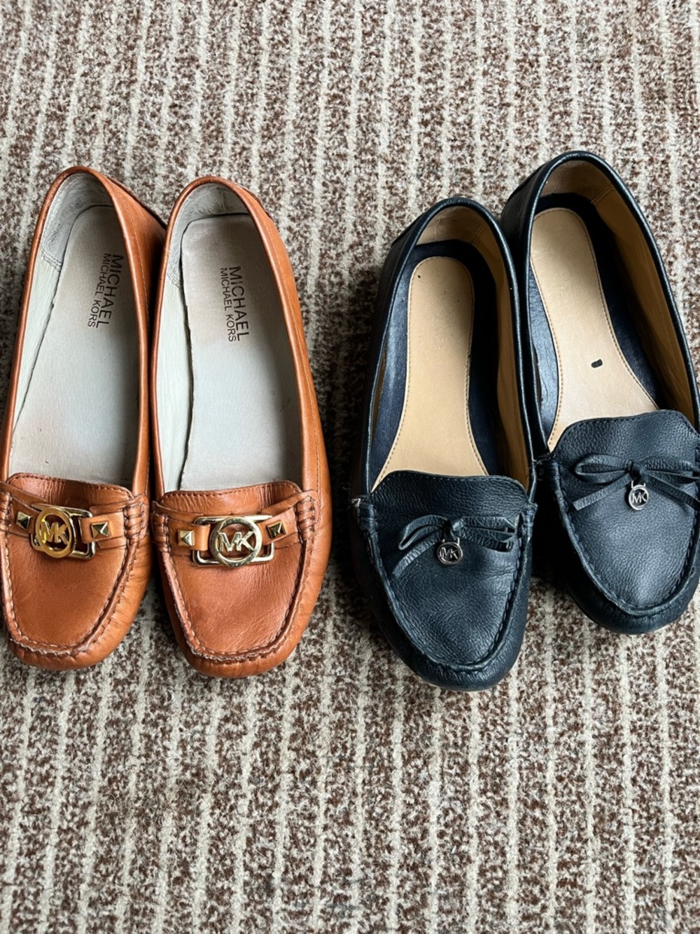 2pairs Michael Kors